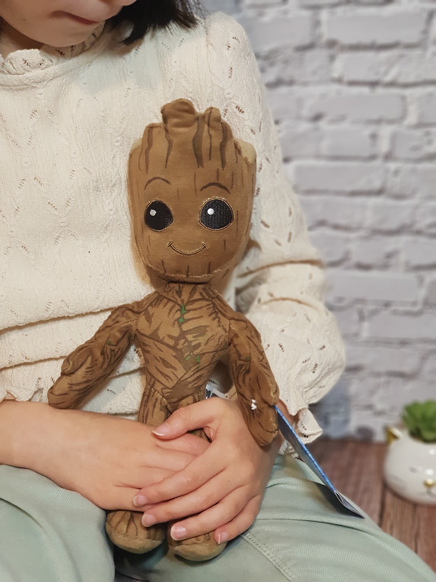 Peluche Young Groot « Les gardiens de la galaxie » - 25 cm | Design Officiel