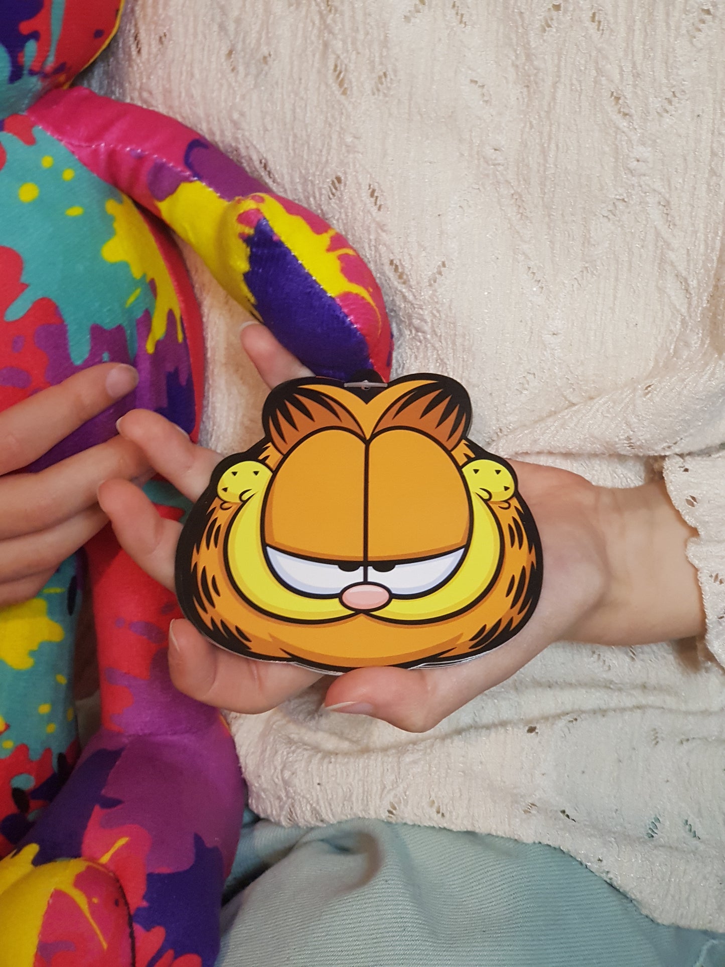 Peluche Garfield Colors - 30 cm | Design Officiel